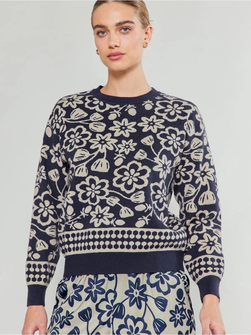 Current Air Knitwear Floral Sweater in Blue Multi